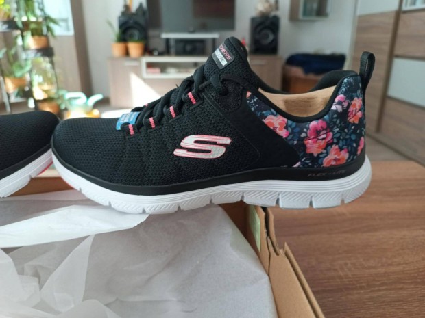 Skechers ni cip