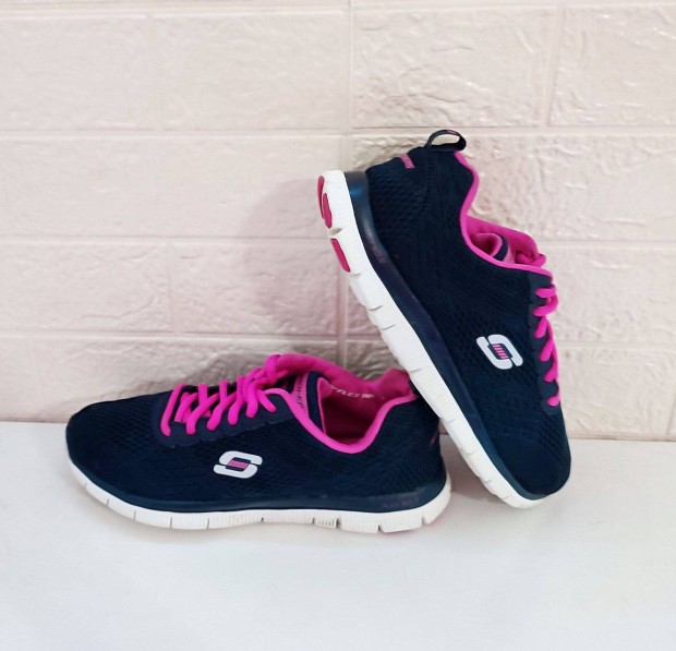 Skechers ni sportcip 38-as - Memriahabos!