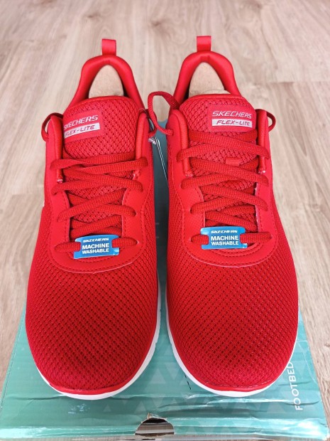 Skechers női sportcipő 39