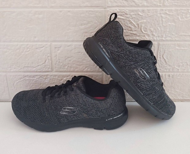 Skechers pillekönnyű, női sportcipő 38-as - Memóriahabos!