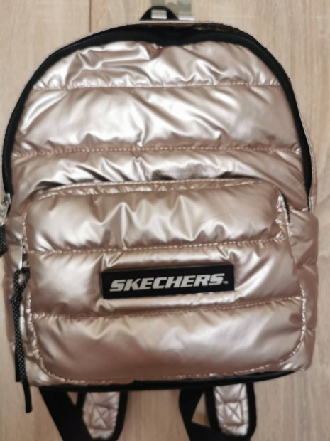 Skechers pufi htizsk..... arany/rose gold szn