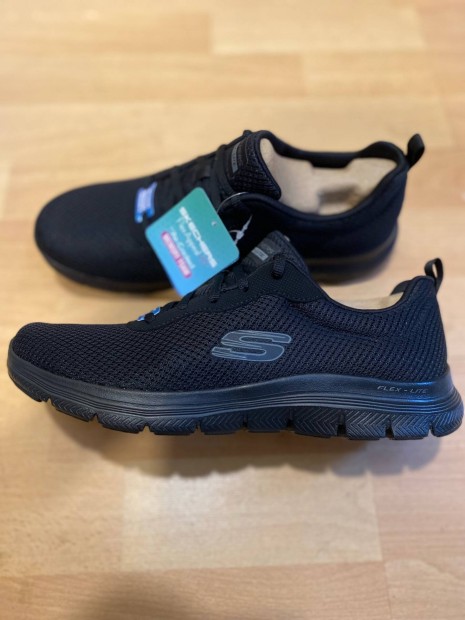 Skechers j 38 as