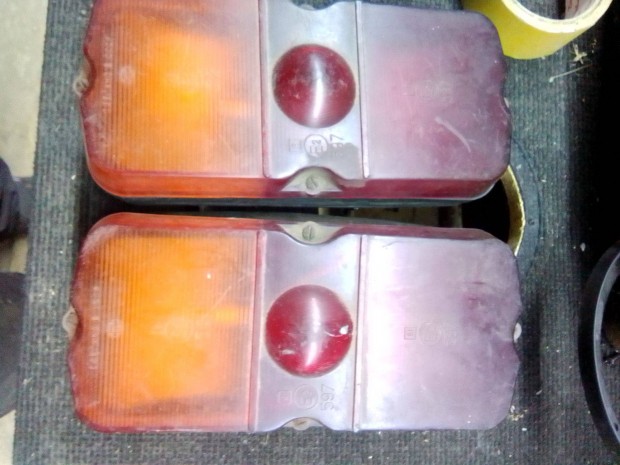 Skif M1 utánfutó hátsó lámpa párban eladó