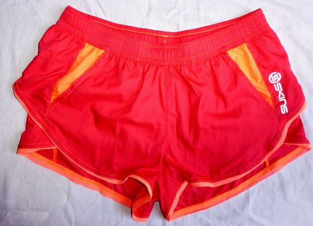 Skins L méretű 12ezres női rövid sport nadrág short