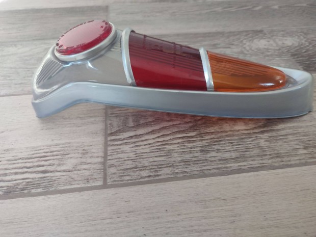 Skoda 1000mb h�ts� l�mpa b�ra