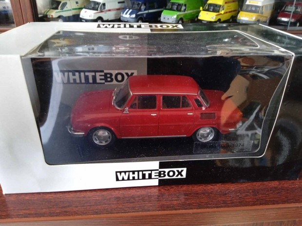 Skoda 100 L piros White-Box kisauto modell 1/24 Elad