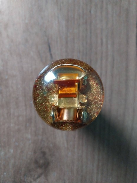 Skoda 100-as aut�hoz eredeti v�lt�fej, embl�ma �s r�di� antenna egyben