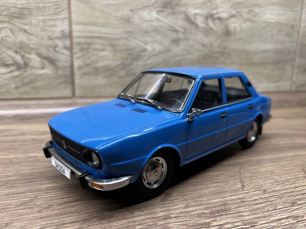 Skoda 105L Triple9 1/18 1:18 aut modell