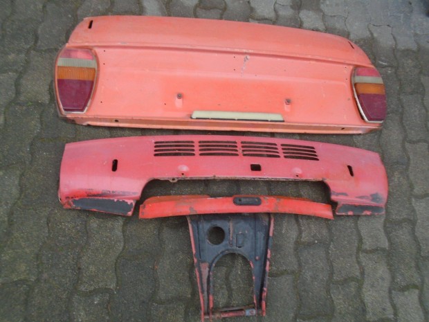 Skoda 105 / 120 keskenyfuts ktnylemez, htfal, ptkerkajt