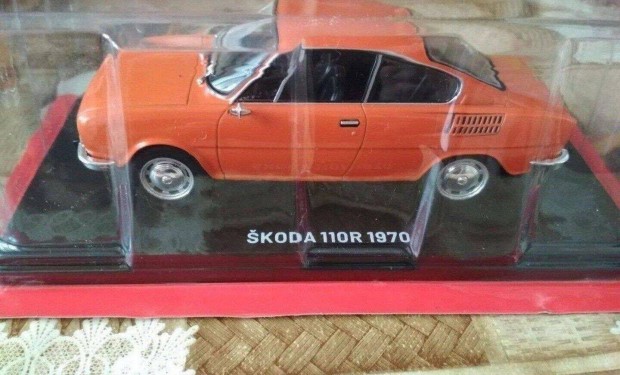 Skoda 110R roman sorbol kisauto modell 1/24 Elad