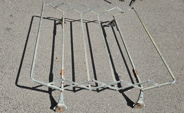 Skoda 120L tet�csomatart�