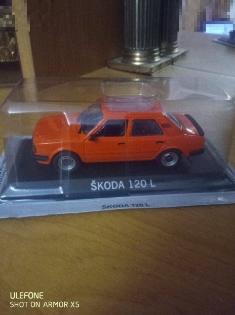 Skoda 120 1:43