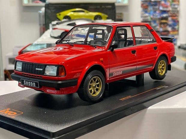 Skoda 130LR 1988 1:18 1/18 Ixo