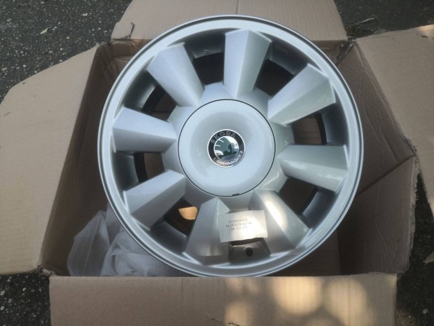 Skoda 14-es új alufelni 5x100-as 2db