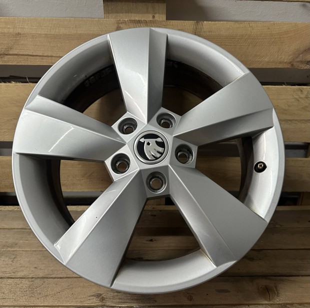 Skoda 16os gyári alufelni 5x112 Octavia Superb Kodiaq Karoq