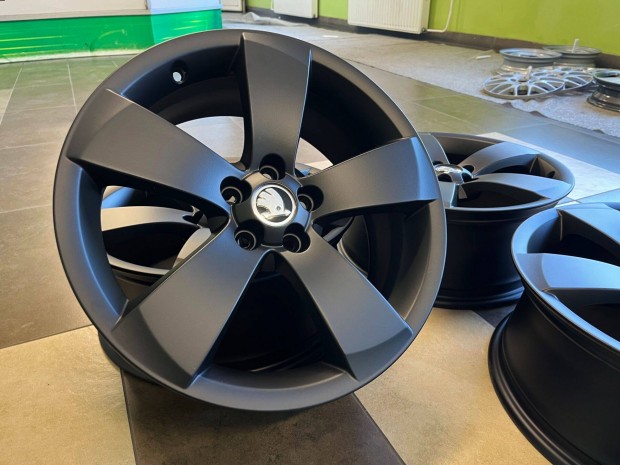 Skoda 17" 5x100 gyri alufelni 17 coll Rapid Roomster Fabia Kamiq