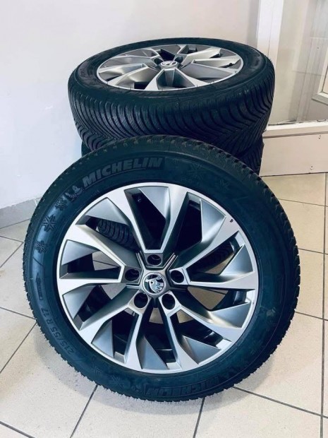 Skoda 17" Aronia alufelni felni Superb Octavia vw 