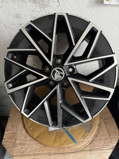 Skoda 17" Pulsar alufelni felni Octavia Superb vw