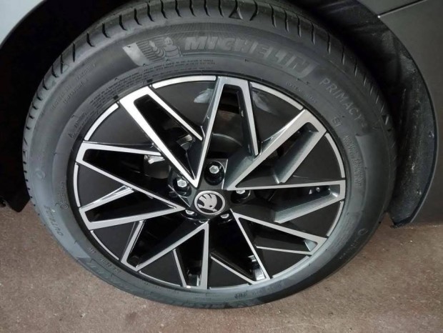 Skoda 17" Pulsar alufelni felni garnitra Octavia Superb vw 