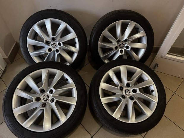 Skoda 17" Stratos alufelni felni Superb Octavia vw