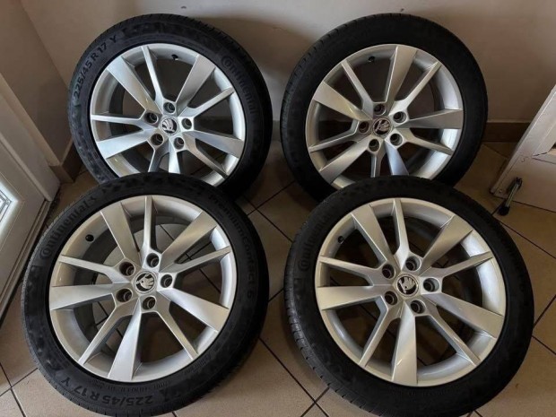 Skoda 17" Trius alufelni felni nyári szett Octavia Superb