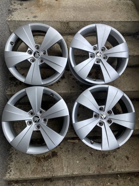 Skoda 17 col 5x112 gyri alufelni octavia szperb yeti