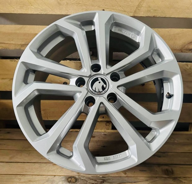 Skoda 17es alufelni 5x112 Octavia Yeti Karok Kodiaq Superb