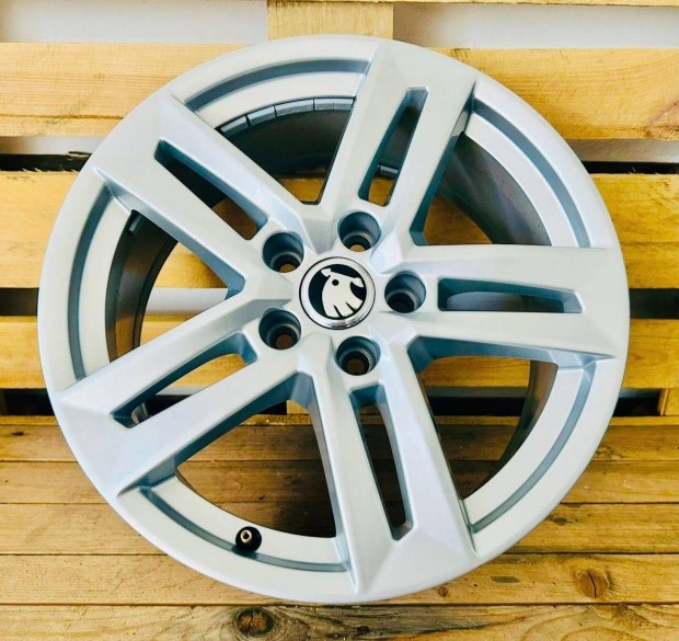 Skoda 17es alufelni 5x112 Octavia Yeti Karoq Kodiaq Superb
