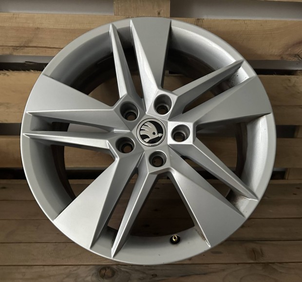 Skoda 17es gyári alufelni 5x112 Octavia Superb Karoq Kodiaq Yeti