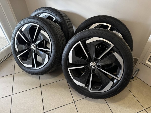 Skoda 18" Comet alufelni felni új nyári szett Octavia Superb vw