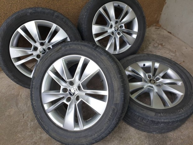 Skoda 18" Triton alufelni szett, Conti nyárival