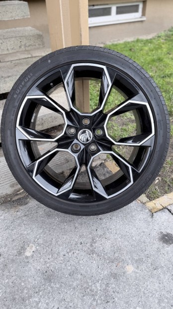 Skoda 19 Xtrem alufelni felni ny�ri szett Octavia Superb Kodiaq vw 