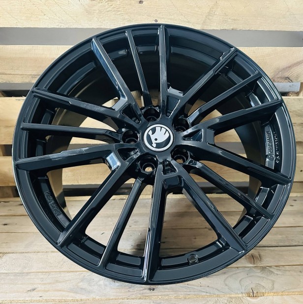 Skoda 19es alufelni 5x112 Octavia Karoq Kodiaq Superb