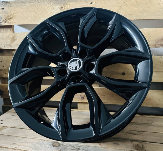 Skoda 19es gyári alufelni 5x112 Kodiaq Karoq Octavia Superb