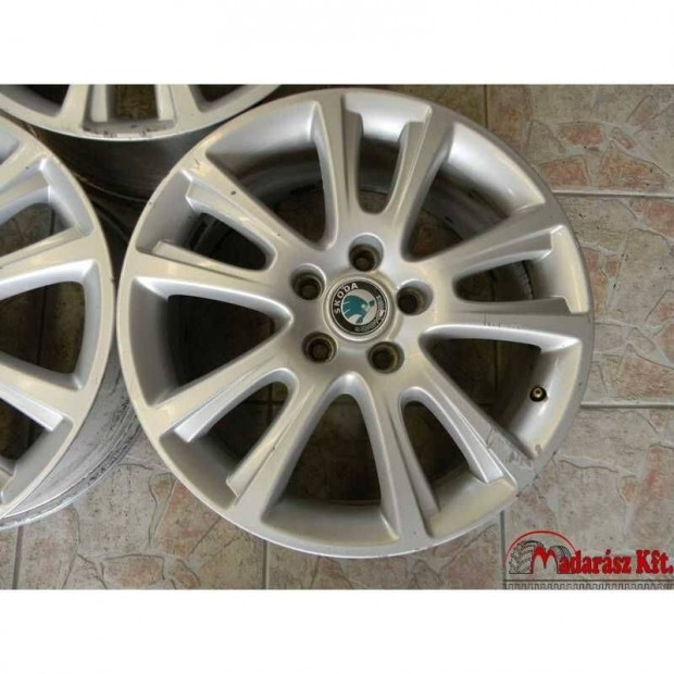 Skoda 5x112 7x17 gyári, használt alufelni ET54