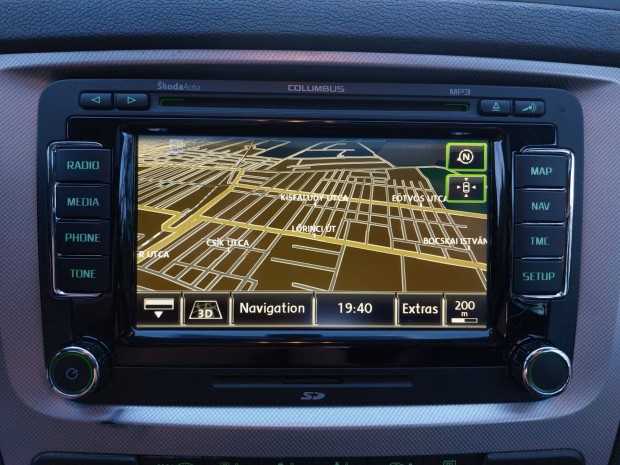 Skoda Columbus gy�ri fejegys�g navi RNS510 RNS 510