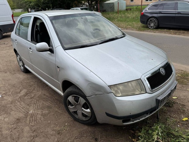 Skoda Fabia 1.0 -ARV- bontott alkatrszek