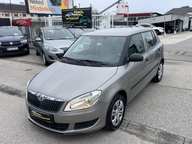 Skoda Fabia 1.2 12V Active V�gig Sz.k�nyv! S-me...