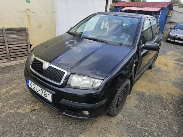 Skoda Fabia 1.2 12V Classic Vonóhorog