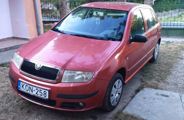Skoda Fabia 1.2 12V Gift - Motorhibás