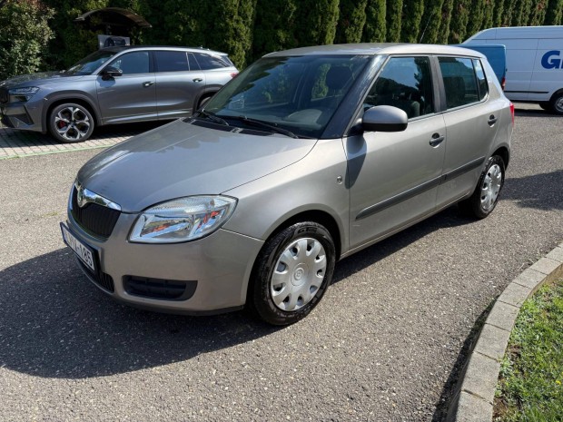 Skoda Fabia 1.4 16V Ambiente Mo-i!/Klms/Megk...