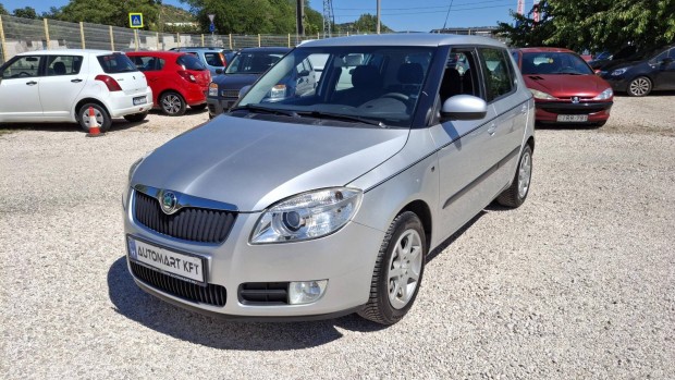 Skoda Fabia 1.4 16V Sport Keveset futott. vonh...