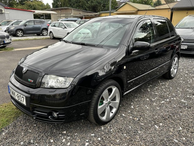 Skoda Fabia 1.4 16V Sportline RS-Design