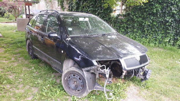 Skoda Fabia 1,4b klimás - 2006 alkatrészei!