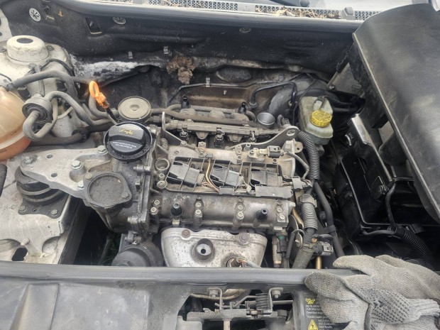 Skoda Fabia 1  1.2 benzines motor 120000