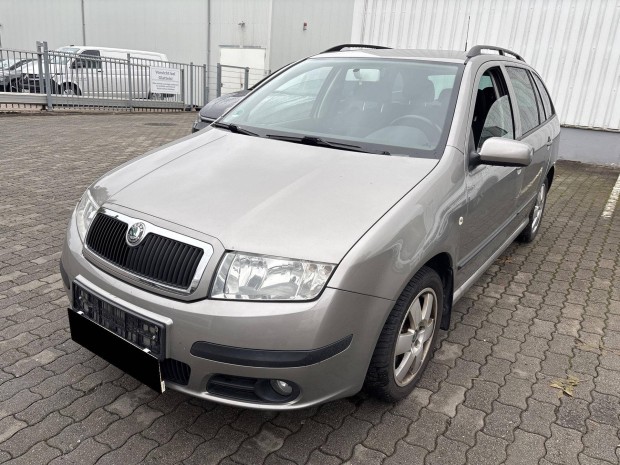 Skoda Fabia 2.0 Benzin. nagyon ritka
