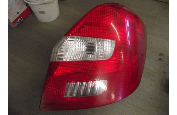 Skoda Fabia 2 jobb hátsó lámpa 5 ajtós 2006-2014 5J6945096 5J6945112A