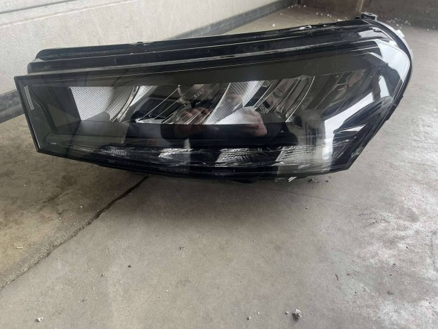 Skoda Fabia 4 IV bal első Crystal Led fényszóró lámpa 6VB941015