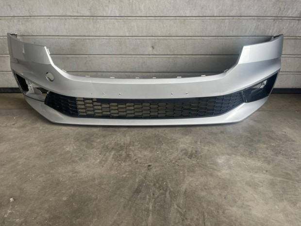 Skoda Fabia 4.gen első lökhárító lökő 2021- 6VA807221 rácsok jó állap