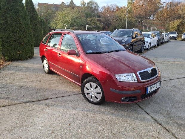Skoda Fabia Combi 1.2 12V Ambiente Friss műszak...